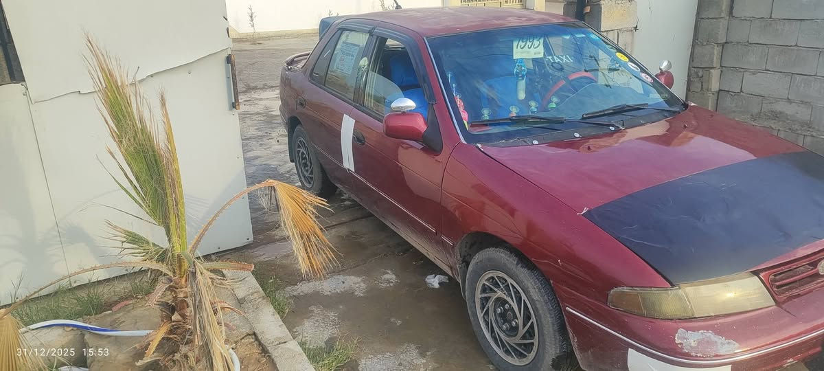 السلام عليكم سيفيا 93 اوتماتيك بغداد شرط محرك وكير وتحويل مباشر والباقي كدام العين للبيع او مراوس 
السعر 35 وبيه مجال للشراي مكاني سامراء 
الاتصال ***********
