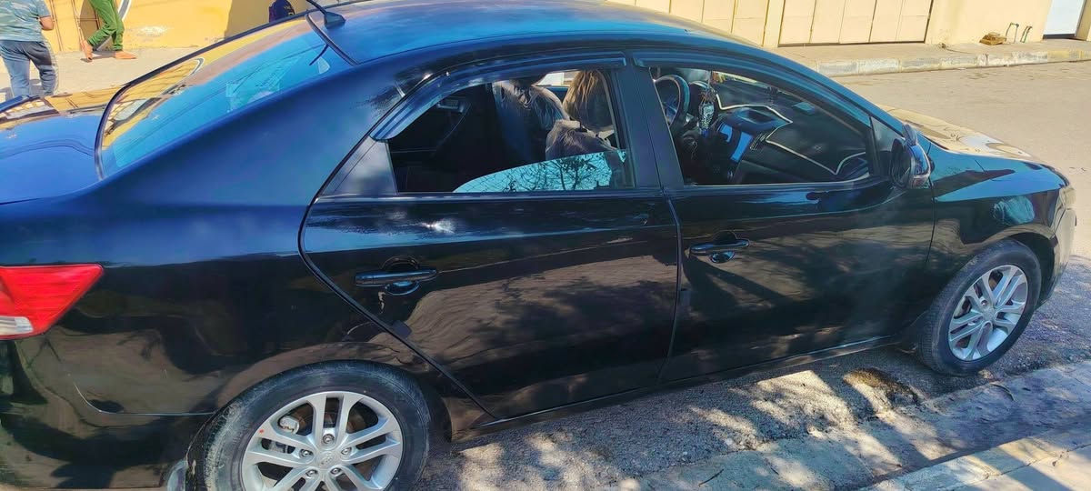 سياره نوع كيا سيراتو موديل 2011
سياره نضيفه بمعنه الكلمه وانضف من الصوره
المحرك شرط ما مفتوح
مابيها ولا قطعة صبغ
السياره رقمها أربيل
هزه جديد وسنويه جديد

للاستفسار الاتصال على الرقم ***********
