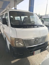 نيسان موديل 7 بابين مكينه ونجي جديده سياره للبيع سعر 65 بيه مجل 077539...