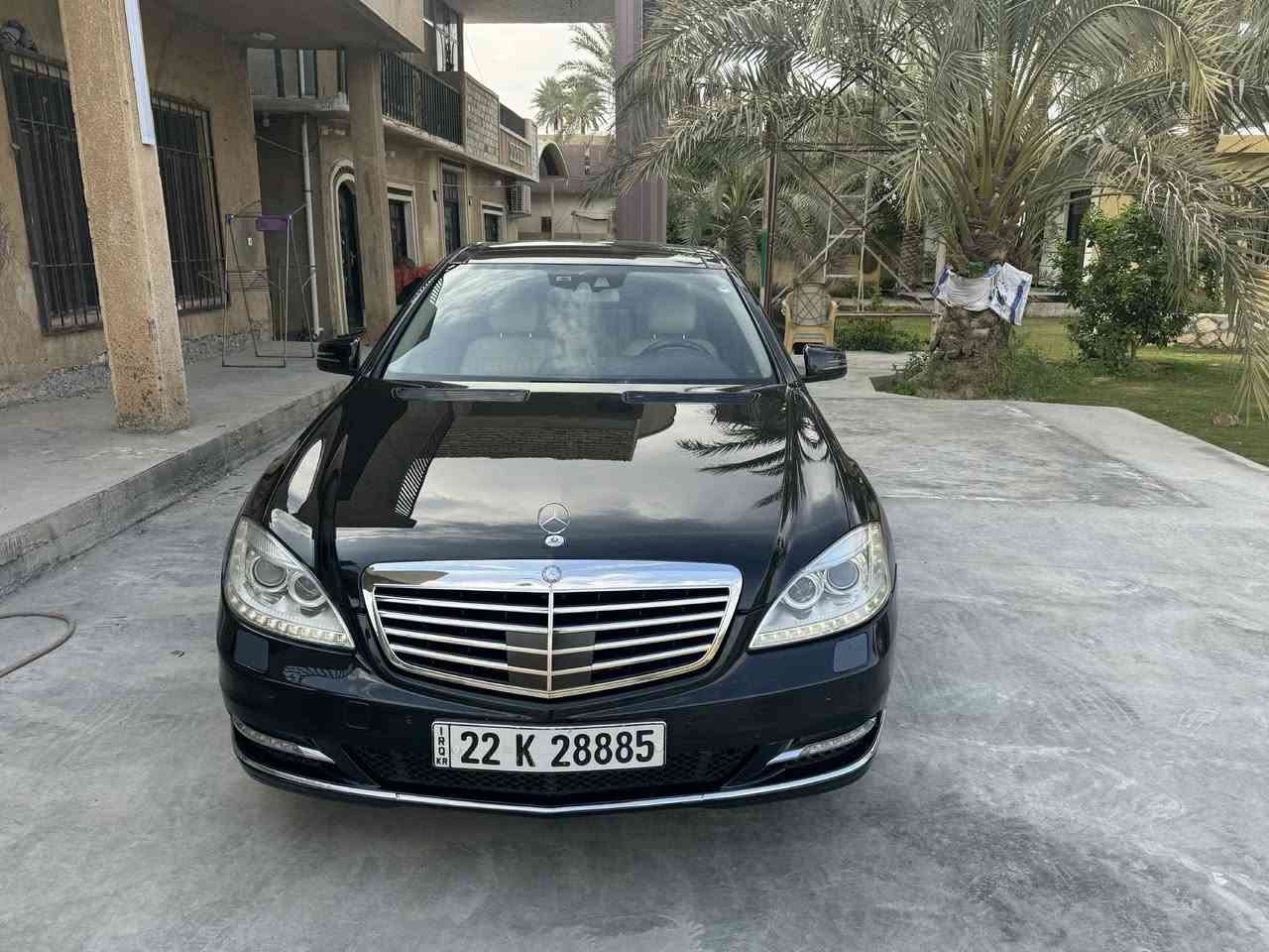 بغداد
مارسيدس بنز S350  موديل 2013 اربيل
سياره كامله وجاهزه
سقف بانوراما
مكفوله من كلشي 
فقط الدعاميه الاماميه مصبوغه بدون حادث
السنويه بأسمي والهزه بعدها ماساقطه
تاير جديد  مابيها اي نقص
ماشيه 157000 كيلو متر
السعر 29500$ وبيها مجال للشراي
السياره مكانه بغداد
التواصل عبر الماسنجر او الاتصال ***********
