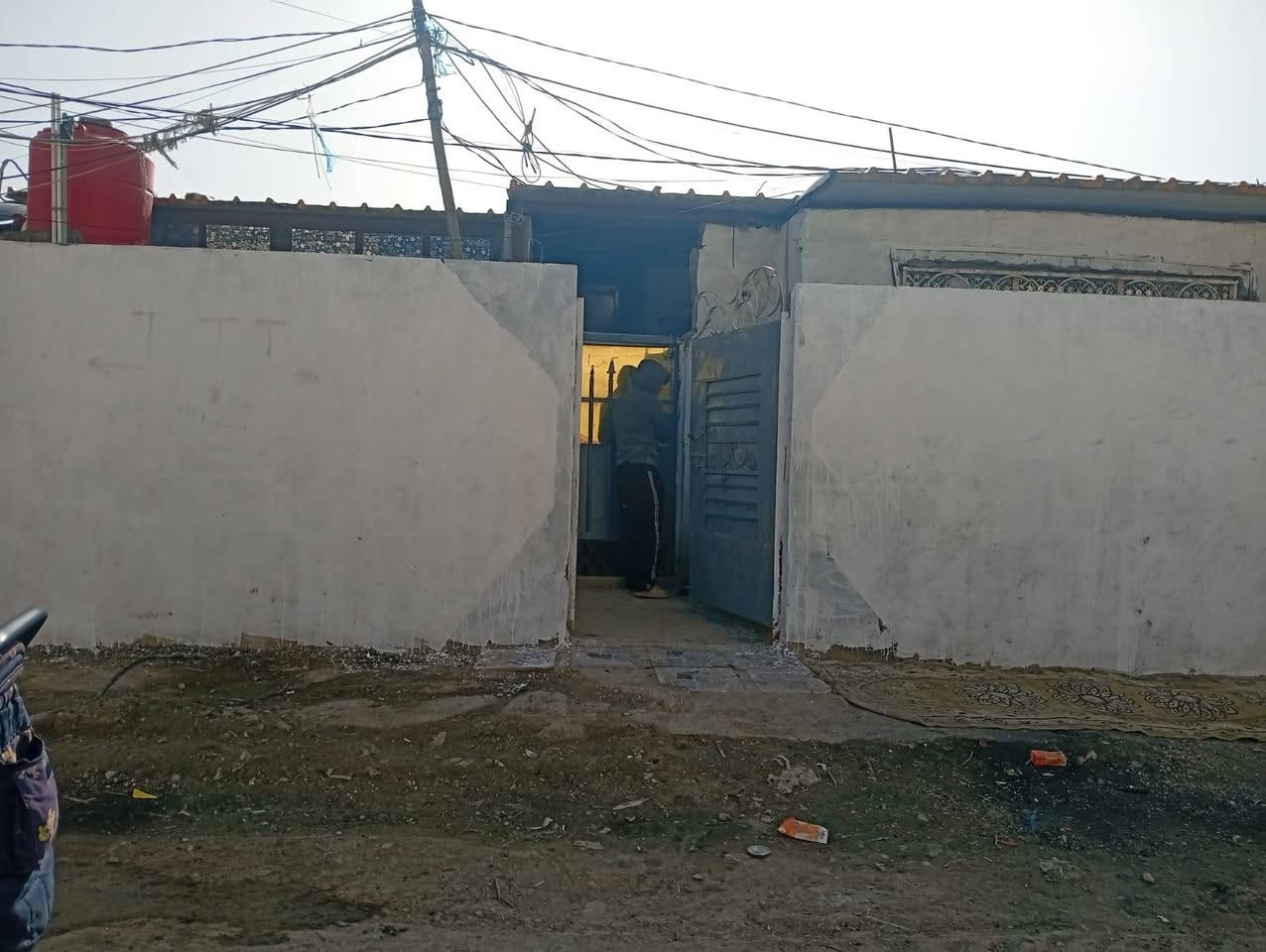 السلام عليكم عندي بيت تجاوز منطقت الثوره والبيت بصف الطابو الزراعي والطابو الصرف قابل للتطويب رايته 14وبي مجال وتفاصيل اكثر دخل خاص


**إذا كنت صاحب هذا الإعلان وتريد حذفه لأي سبب، رجاءا أرسل رسالة إلى الدعم الفني**