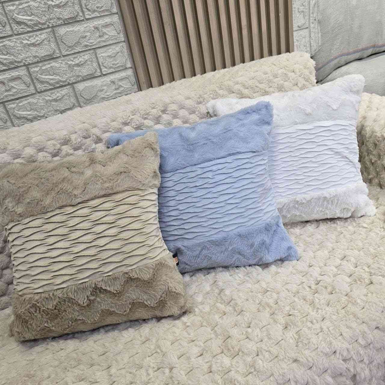 #عرض_جديد... ✨🤍
سعر الزوج قطعتين……6 الاف فقط🔥🔥
وجه كوشة اطراف فرو
القياس 45*45.... 
للحجز والاستفسار مراسلة الصفحه 
يوجد توصيل لجميع المحافظات🚕
•••••••••••••••••••••••••••••••••••••••
#وجه__كوشه


**إذا كنت صاحب هذا الإعلان وتريد حذفه لأي سبب، رجاءا أرسل رسالة إلى الدعم الفني**