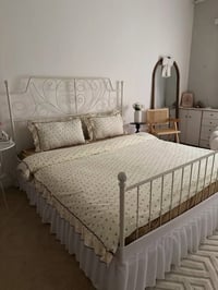 سرير حديد • نفرين