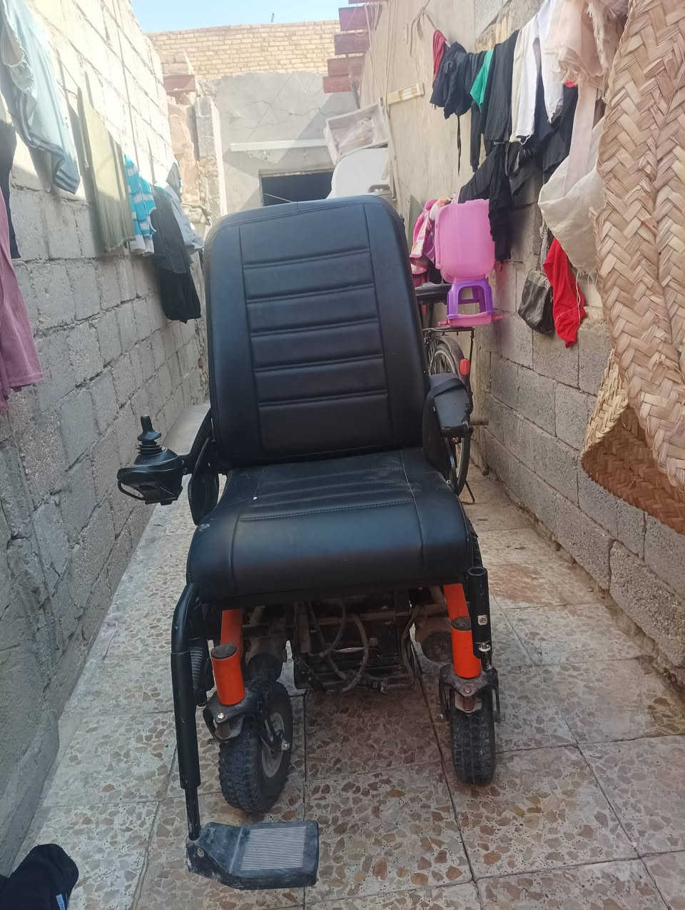 سلام عليكم عربانه معوقين السعر 325 بيه مجال العنوان حي الرحمه مقبي مطعم ثابت شارع كربلاء الرقم7828249791


**إذا كنت صاحب هذا الإعلان وتريد حذفه لأي سبب، رجاءا أرسل رسالة إلى الدعم الفني**