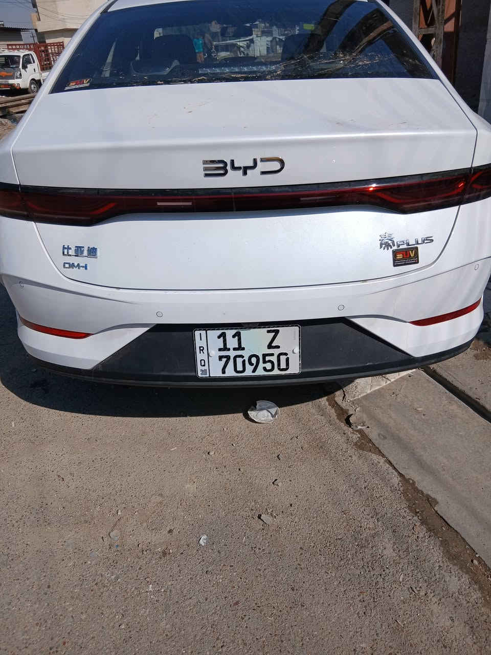 سلام عليكم بي واي دي كن بلاس  رقم بغداد بسمي  موديل ٢٠٢٥سياره وضع الشركه كفاله عامه دوشمه عام  ماشيه ٤٠٠٠   ***********
