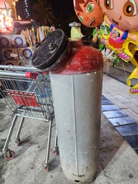 هيليوم • قنينة غاز