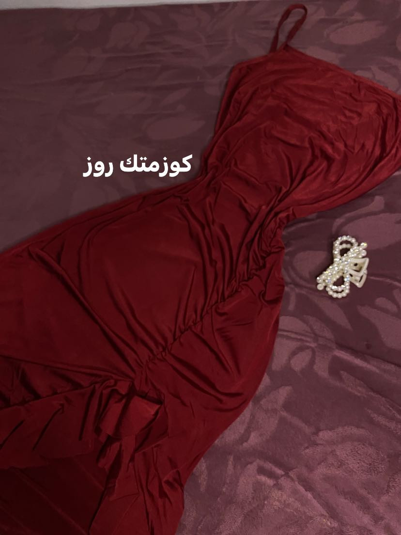 جمال الموديل 🍓
يرسم الجسم رسم ♥️♥️🫣

متوفر بلونين الماروني + الاحمر 
خامه زبده فول ليگرا 
يلبس من وزن 50 الى 85 

للحجز والأستفسار مراسة الصفحه 
رقم الواتساب : ***********
يوجد توصيل 🚗🚗🚗
بسمايه : الف 
بغداد محافظات : 5000
