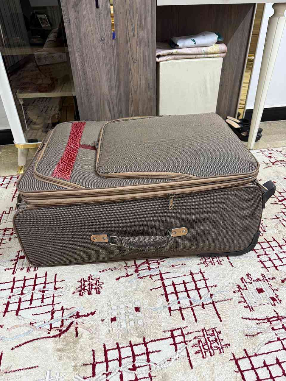 للبيع ب٢٠ مكاني البنوك


**إذا كنت صاحب هذا الإعلان وتريد حذفه لأي سبب، رجاءا أرسل رسالة إلى الدعم الفني**