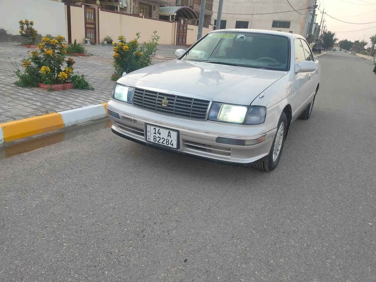السلام عليكم بطه كراون مديل 94 كفاله عامه مكينه وكير اصولات منفصل ديلكو 2500تبريد ثلج 🥶 حداديه سنويه2031 وهزة مجدده رقم انكليزي الجديد بسمي  اتصال.. ***********.. بالخدمه العنوان واسط الكوت ناحيه شيخ سعد وسيارة احلى من الصور وسعر خاص
