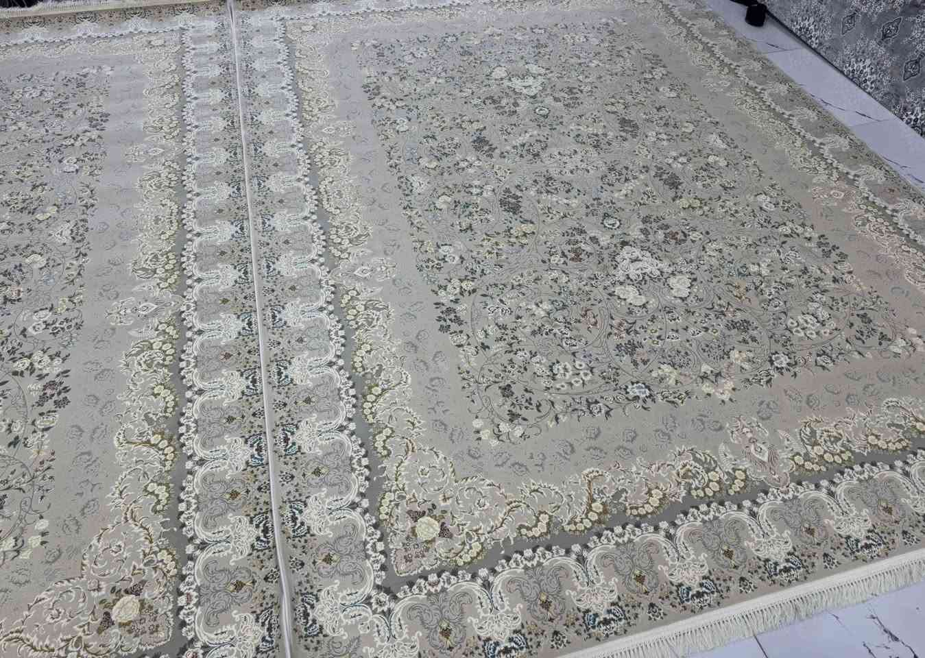 دوو تاك فەرشی ئێرانی  1200شانەی   دەرەجەیەک
گول به ر جسته بو فروشتن به كار نه هاتوه
 قياسه دانه 3×4  
 بو ژوورى ٦به ٤ده بيت 
شوين حاجياوا 
🚚 گە ياندنمان هە يە بو هە مو ناوچە کانی 
کوردستان 🚚  (( بە نرخی گونجاو ))


**إذا كنت صاحب هذا الإعلان وتريد حذفه لأي سبب، رجاءا أرسل رسالة إلى الدعم الفني**