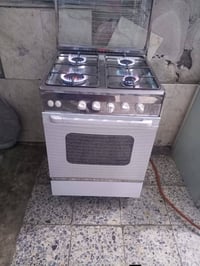 طباخ شغال    فرنه فوك جوهة مابي أي ضرر  سعر 65  مكان مدينه الصدر   توا...