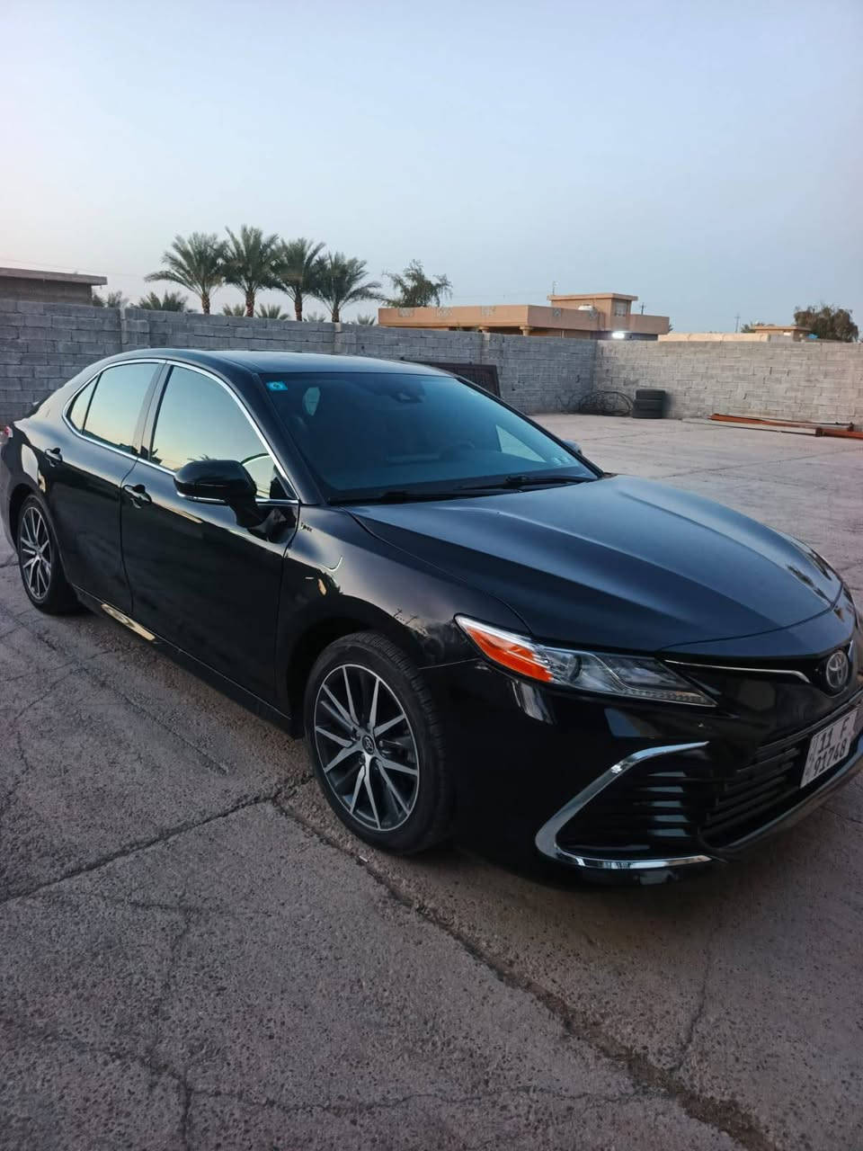 كامري هايبرد  موديل ٢٤ لسياره جديده ماشيه ١٨ الف فول عده لفتحه كشنات كهرباء رادارات تحديد مسار تدفه ستيرن وكشنات  وباقي لمواصفات معروفه حادتهه مبدل بنيد فقط   السعر ٢٠٠ لعنوان بغداد أبو غريب *********** /***********

