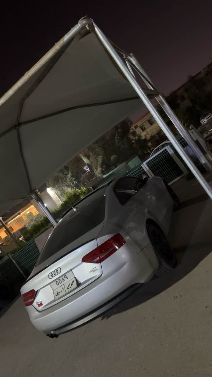 Audi A5 Sline Quattro 2012 
ئاودی A5 كواتڕۆ Sline
فول فول مواسەفات ناو زەردی خلیجی سفری هەولێرێ
٤ پستۆنی بەنزینە گێڕ و مەکینە و کارەبایات بە شەرت یەک دینار مەسرووفی تێدا نیە 
٨٨ هەزاری حەقیقی ڕۆشتیە
٢ بست سبوغی هەیە بێ داخلی و بێ ئەڕباگ
نرخی 83$ وەرەقە و مجال
شوێن هەولێر 
ڕەقەم موبایل / (***********),,,(***********) أربيل, العراق
