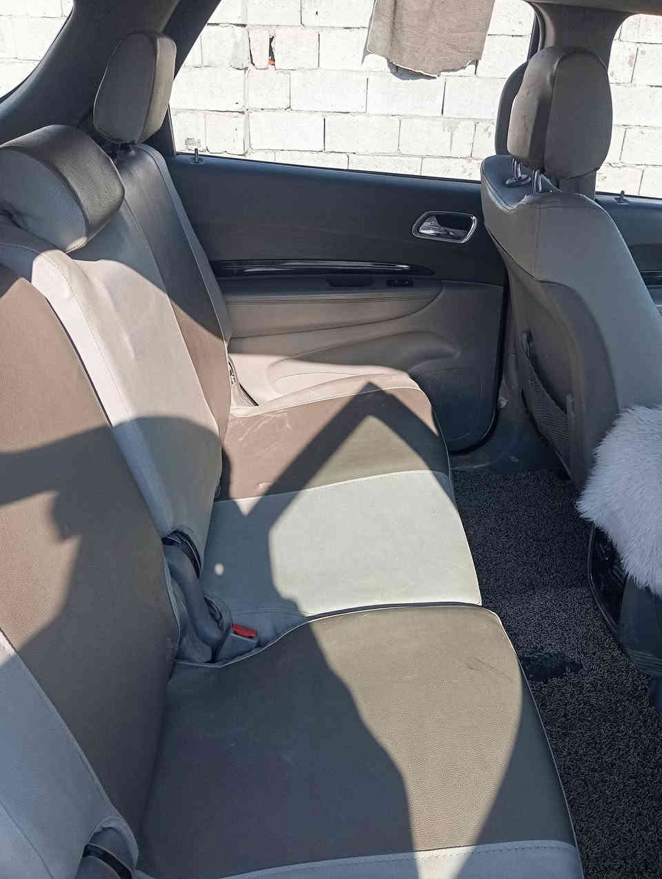 السلام عليكم 
اخوان بيع مستعجل 
دورنكو موديل 11 لون أبيض تخم تاير  5 تايرات ويل كب صدر امامي خلفي كله جديد محرك جديد كير كلها خير من الله تتدفئه تبريد اشاير ب مري من تفتح ناريه يتقدم الكشن وعنده الإطفاء يرجع الكشن 7 راكب السياره عدنه كلش من زمان ع ايدنه لا مشتغله خط ولا مهموله جاهزه أنشالله بيها حادث جاملغ الأيمن 
تبديل بيبان اثنين وجاملغ وبنيد نفس الون
تكم وقماره وشواصي مابيهن شي 
رقم بغداد 
السياره سويت صدرها قبل 20 يوم يم حسين الدبي بكسره وعطش كله جديد 
وهذا شرح مفصل كامل ب فيديو
سعرها 148 وبيها مجال قليل 
مكاني واسط عزيزيه 
***********
