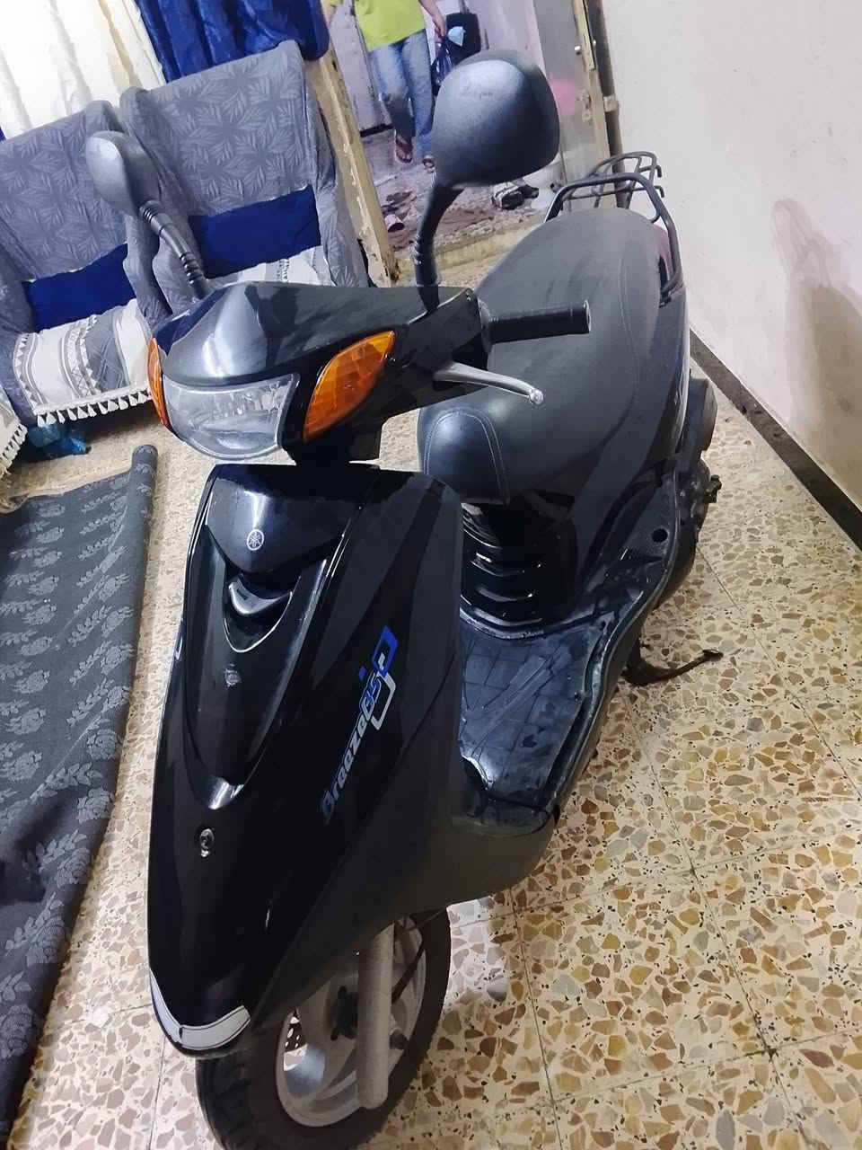 اكزز ياباني سكليتر خطين كله شغاله اي نقص مابيه نضافه فول دراجه جديدة لوك السعر ٦٥٠ بغداد المشتل ***********
