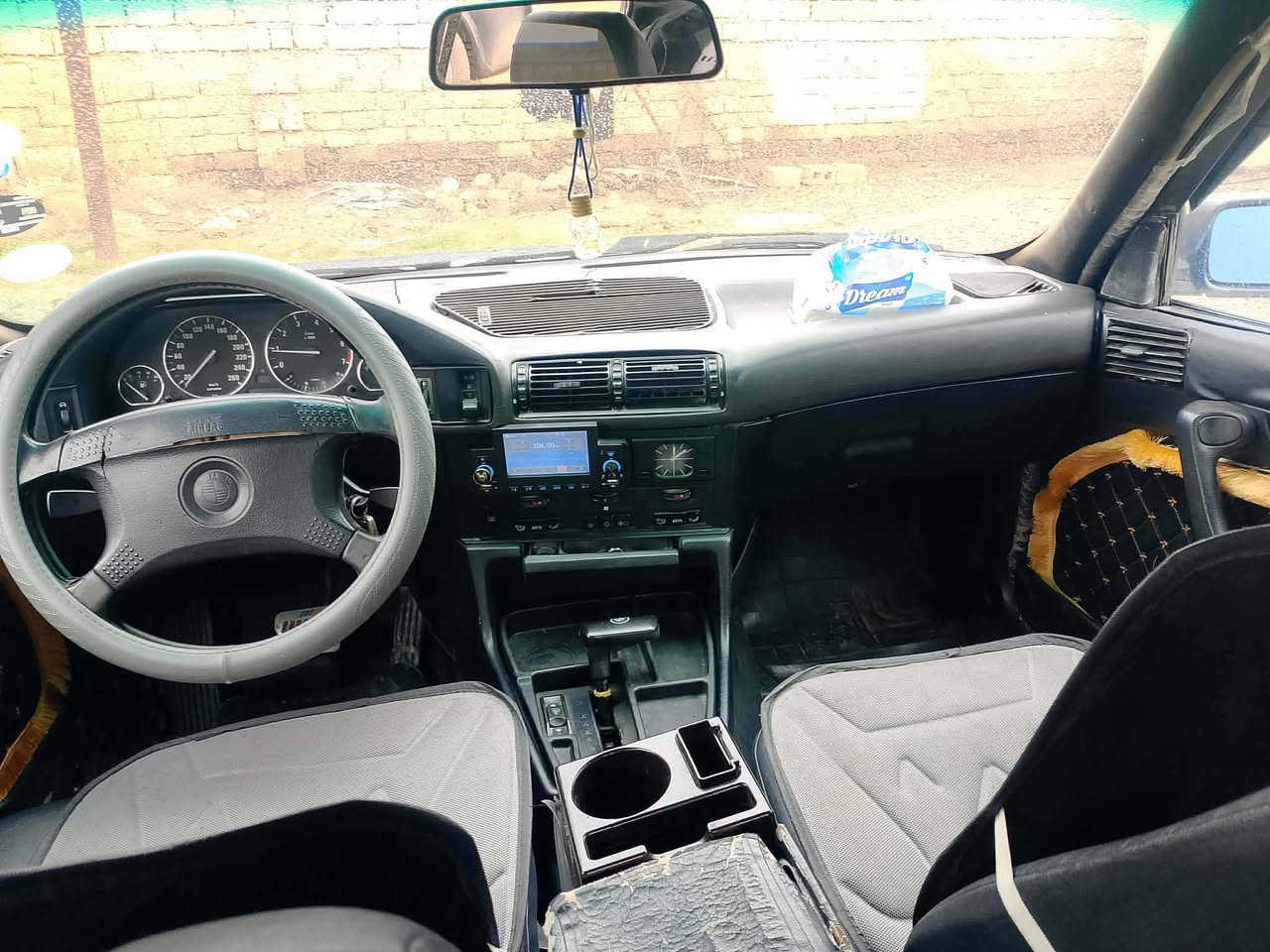 بيءم525 رقم صلاح الدين  دولي كير محرك شرط فتح سلايت جوم كهرباءات كله شقاله تبريد تدفءه شقاله مسجل اربع سماعات شرط تحويل سعر 55وبيه مجال قليل وكل للهله بلعشاقه وشعندك مراوس سياره اربع هم يرهم  تواصل ‏‪***********‬‏
