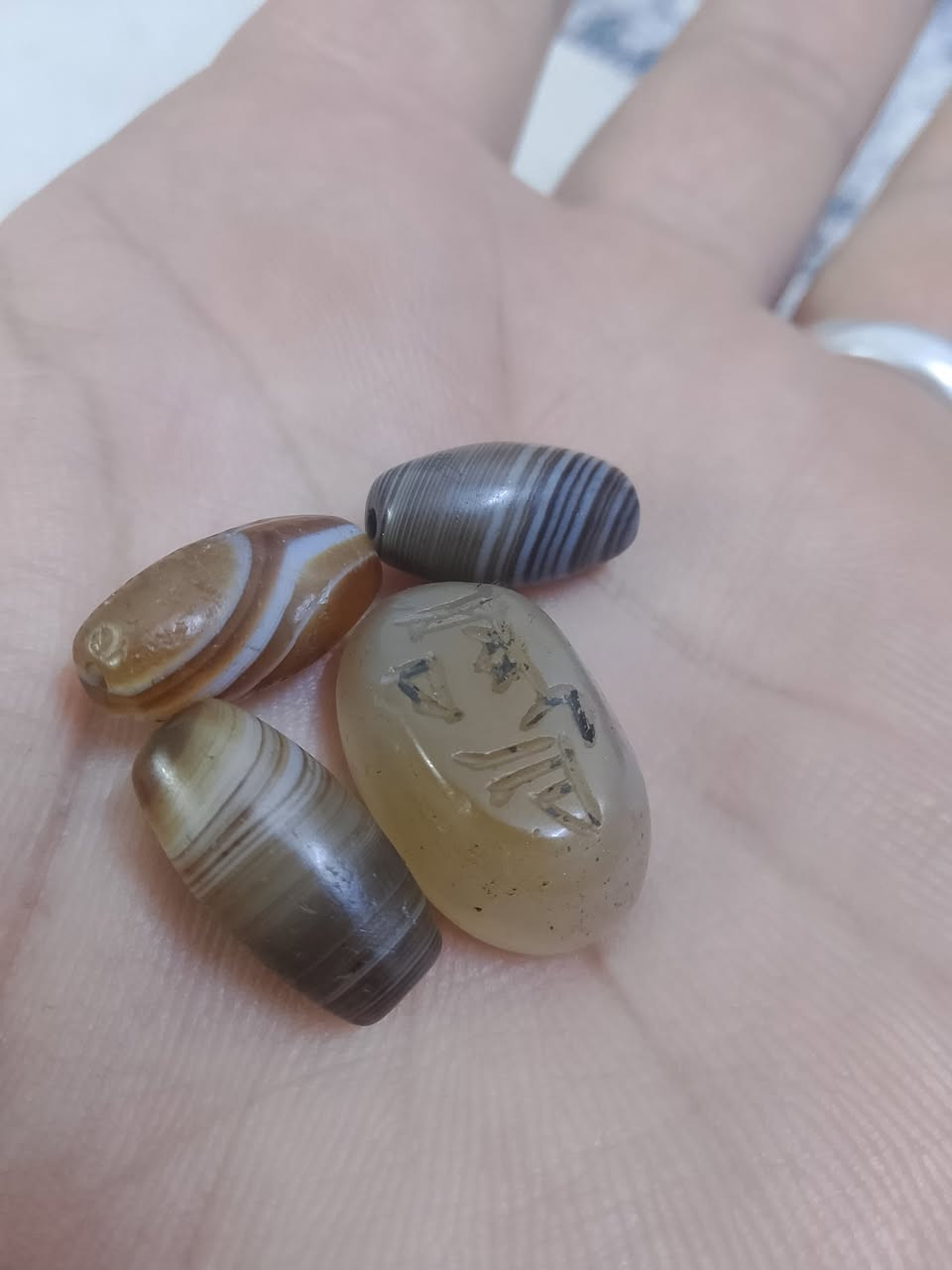 جزع يماني ملاكط قديم للبيع بغداد بلديات ماكو توصيل ***********
