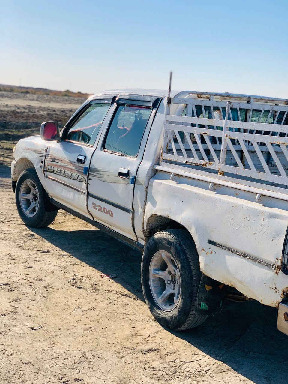 سلام عليكم دير للبيع 2008 بيع مستعجل سياره خير من الله حداديه جديده تواير جدد مكينه تنقص قليل سياره خير من الله وين ماتريد اطلع بيه
البيع كوم حديد مكاني الشطرة 
السعر 15 وبيه مجال

رقم الهاتف ***********
