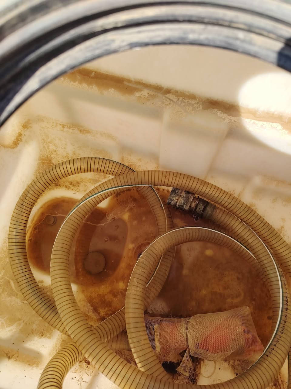 السلام
السلام عليكم اخوان مرشه للبيع جديده اقل الموسم مشتغله باب اول جناح ثقيل الشراي يتصل على ***********
