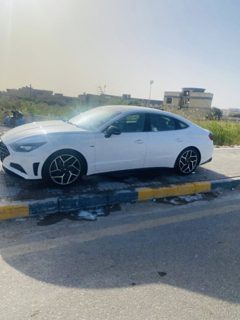 سلام عليكم سوناتا موديل 2021 فئة ال N  معروفه المواصفات محرك 2500 توربو صور الحادث مرفق والسونار مرفق السياره معوقين مكانه السماوه
صوره الحادثه مرقفه والسونار مرفق  للبيع او مراوس عادي للتواصل واتساب ***********
