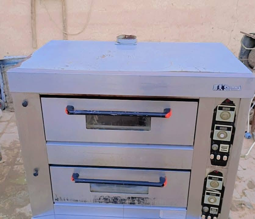 سلام عليكم فرن للبيع نضيف جداً
ياخذ 4طاوليات صغار... 

المكان   النجف      قضاء المشخاب...


**إذا كنت صاحب هذا الإعلان وتريد حذفه لأي سبب، رجاءا أرسل رسالة إلى الدعم الفني**