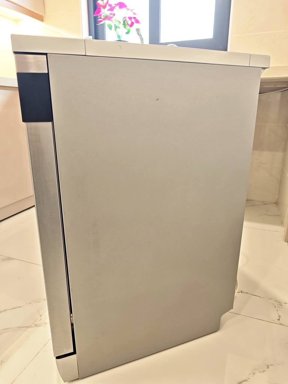 غسالة صحون ماركة (ريد Red) مستعملة للبيع


**إذا كنت صاحب هذا الإعلان وتريد حذفه لأي سبب، رجاءا أرسل رسالة إلى الدعم الفني**