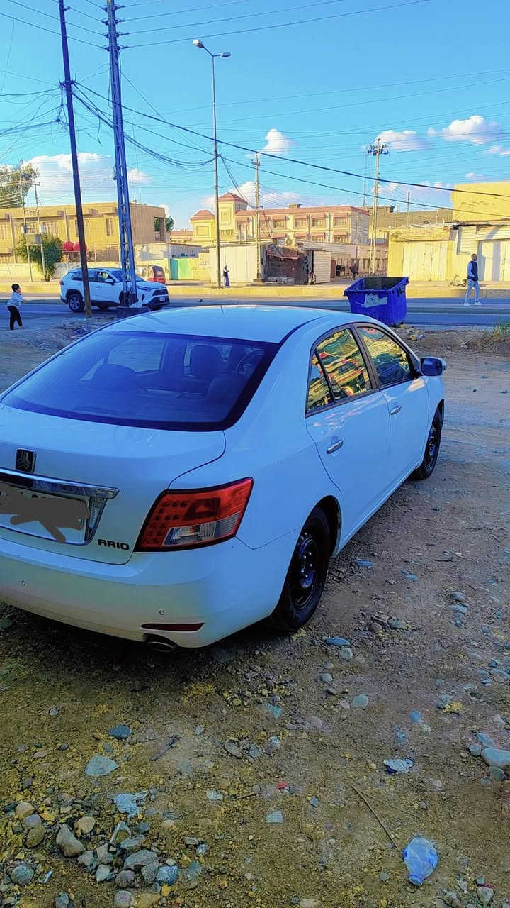 سلام عليكم اريو للبيع سياره كفالة عده الجاملغ اليمن بي صبغ ولباقي كفاله موديل 19رقم ميسان ب95وبيها مجال للاستفسار الاتصال على الرقم ***********
