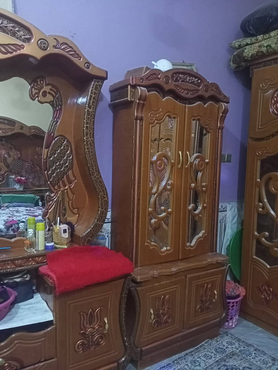 غرفة اخشاب ضخمة ام طابقين السعر مليون وربع الاسكان الصناعي رقم وتساب ***********
