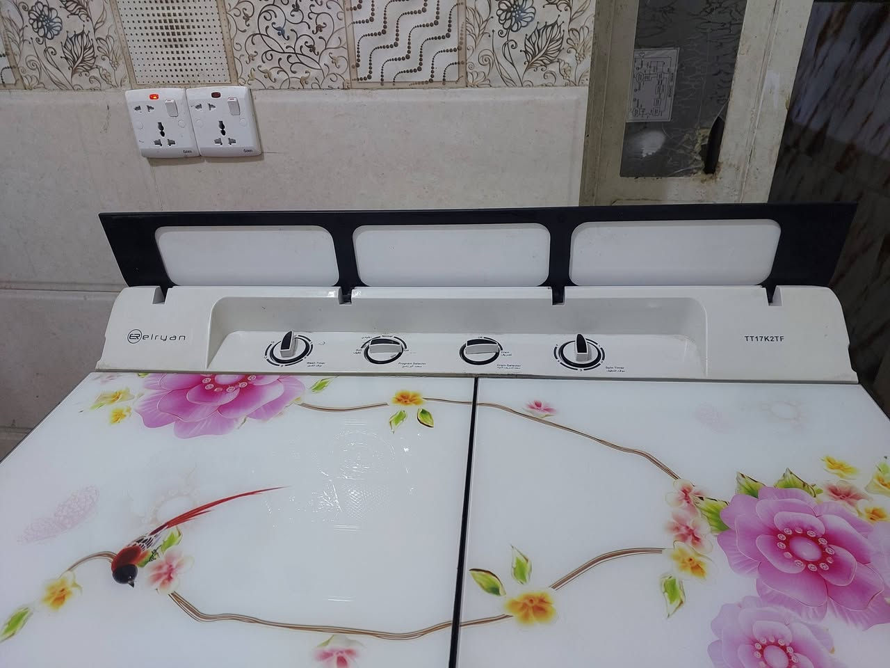 غسالة هيتاشي اخت جديد بلادي شركه تغسل بطانيه تغسل بطانيه  ***********
