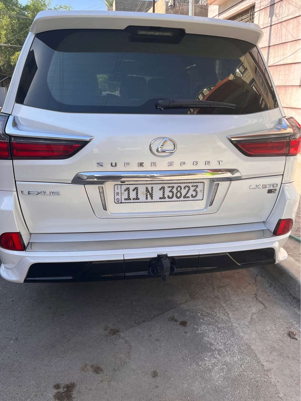 لكزس 2018 خليجي ماشيه ٩٧٠٠٠ بيها بارد قليل جدا وركن دعاميه خلفي صبغ رقم بغداد باسمي بصمتين وكارت السعر 68500 للاتصال *********** مكان السياره الاعظميه بغداد بغداد, العراق
