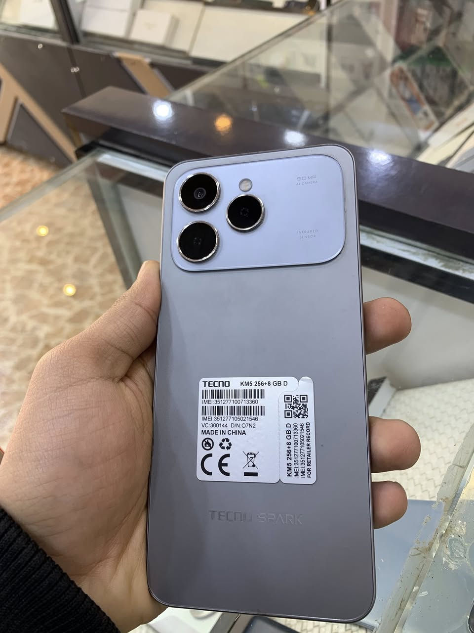 Tecno SPARK 40
ذاكرة 256
مستعمل شي قليل 
بدون ملحقات 
السعر 160 الف 

العنوان سامراء / حي الضباط الأولى /مقابيل سوق الضباط الكبير 
مركز زيد للإتصالات 
للاستفسار والتواصل واتساب أو  على الرقم 
*********** 📱📞
