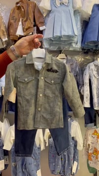 ملابس أطفال