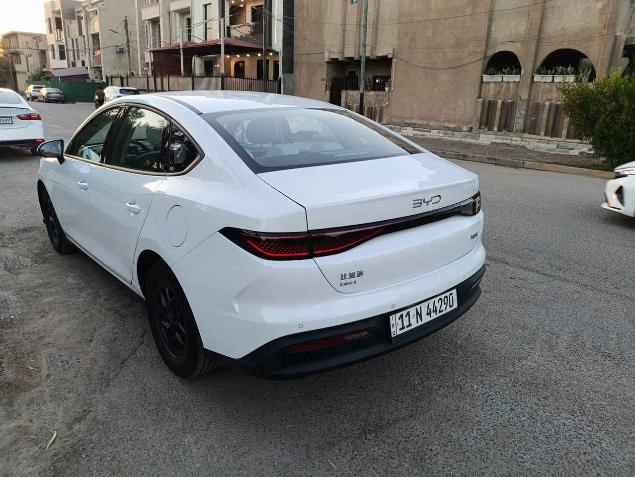السلام عليكم سيل 5 بغداد ابيض ماشيه الكلي 4 الاف بيها بارد مكانين قبق صندق وبالجاملغ السعر 18750 بغداد الاعلام ***********
