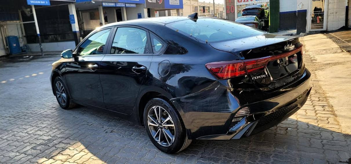 السعر : 102$ داخل البصره
فورتي موديل 2024 

٭ الحادث موضح بالصور

اتصال او واتساب :

 • احمد الطاهر    ***********
                  wa.me/9647809419963     الواتساب
 • حسن المياحي

٭ كروب واتساب نشر السيارات
https://chat.whatsapp.com/ElEVxc14G449L2irOBA4qt?mode=gi_t
