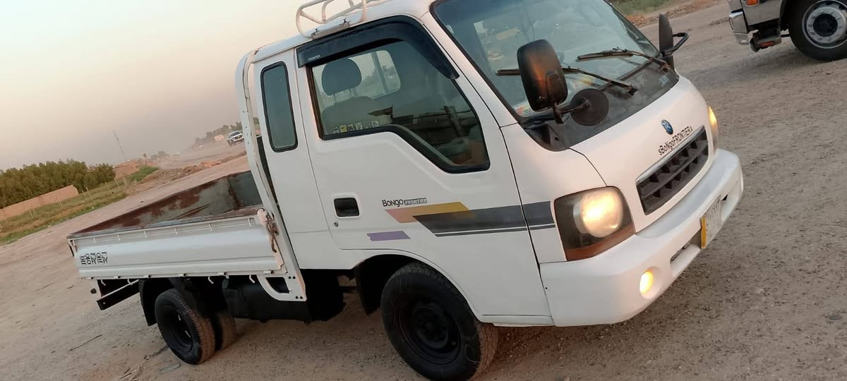 ام اعيون 2002
مكانها بغداد . العبيدي 
السعر ٦٨
***********
