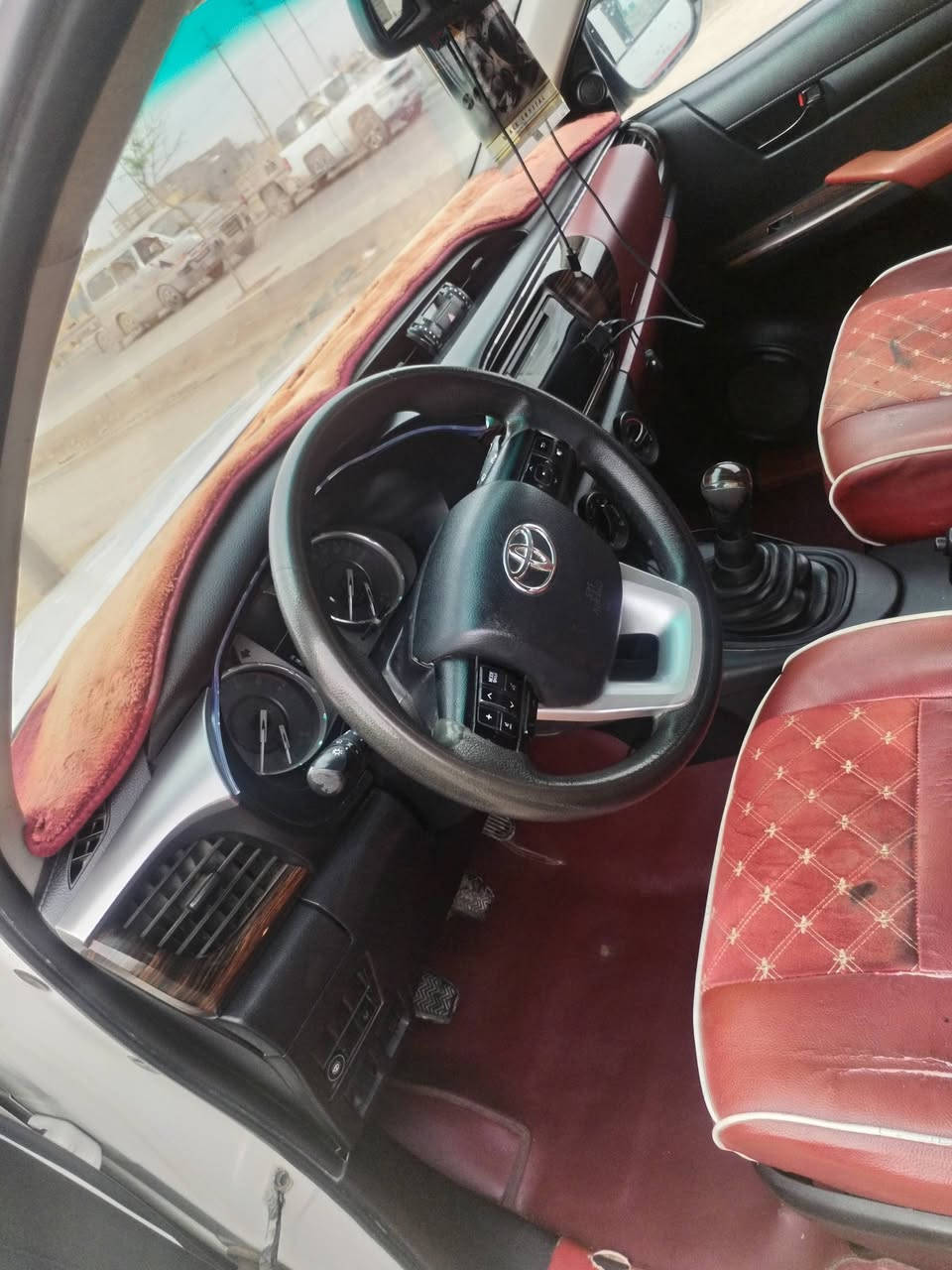 السلام عليكم للبيع هايلوكس موديل ٢١ بس الخطه ٢٣ بانزين و غاز انسه الصرفيه حداديه ١٠٠ بل ١٠٠ تخم تاير باله ياباني توه مشدود تجي وشوف ابعينك  رقم أربيل أتريد وكاله أتريد تحويل انا حاضر تبريد ثلج نعمه من الله البدي بي بارد مكان السياره بصرة كرمة علي حي الرسالة *********** سعر ٢٠٠
