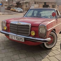 بسعر جدا مناسب ٦٧ ورقة ...مارسيدس ١٩٧٥ رقم دولي مميز على موديلها محرك ...