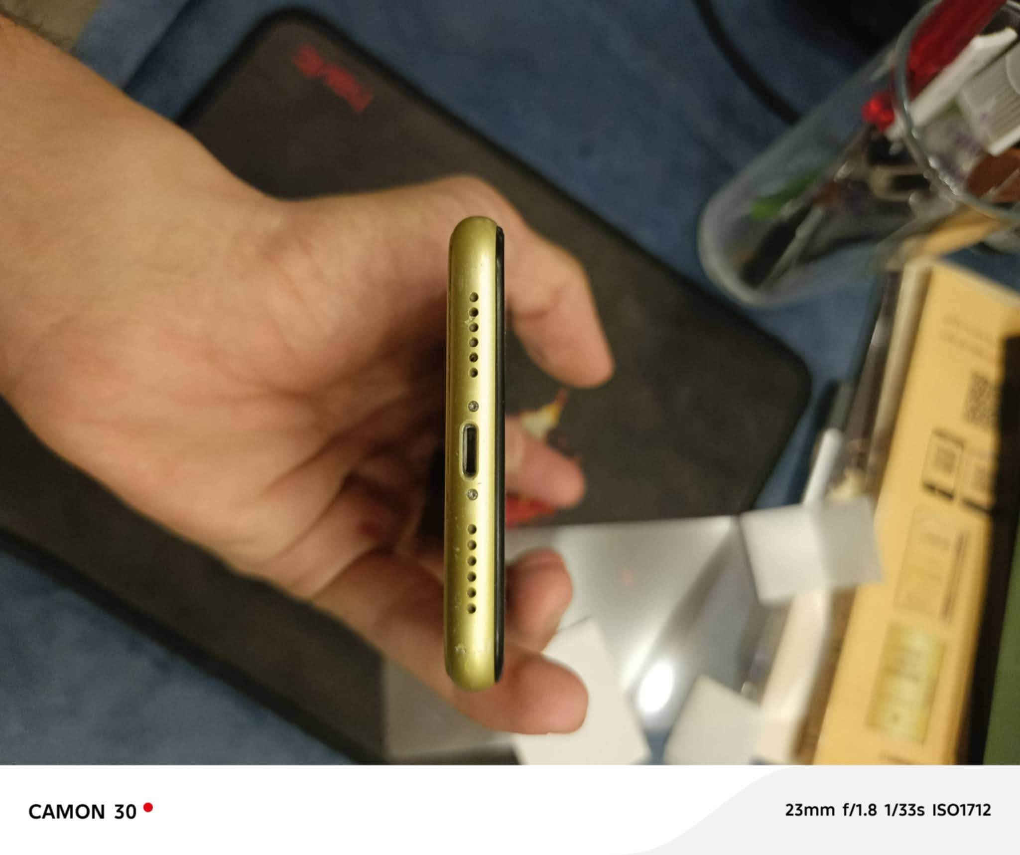 •••آيفون11عـآدي•••📱
ذاكرة64
بطآرية73شرط بلاد🔋
فيس آيدي شغال
الجهاز نضيف جدا 
فقط مستبدل شاشة وبيها فطر 
السعر 160 قفل🔐💸


**إذا كنت صاحب هذا الإعلان وتريد حذفه لأي سبب، رجاءا أرسل رسالة إلى الدعم الفني**