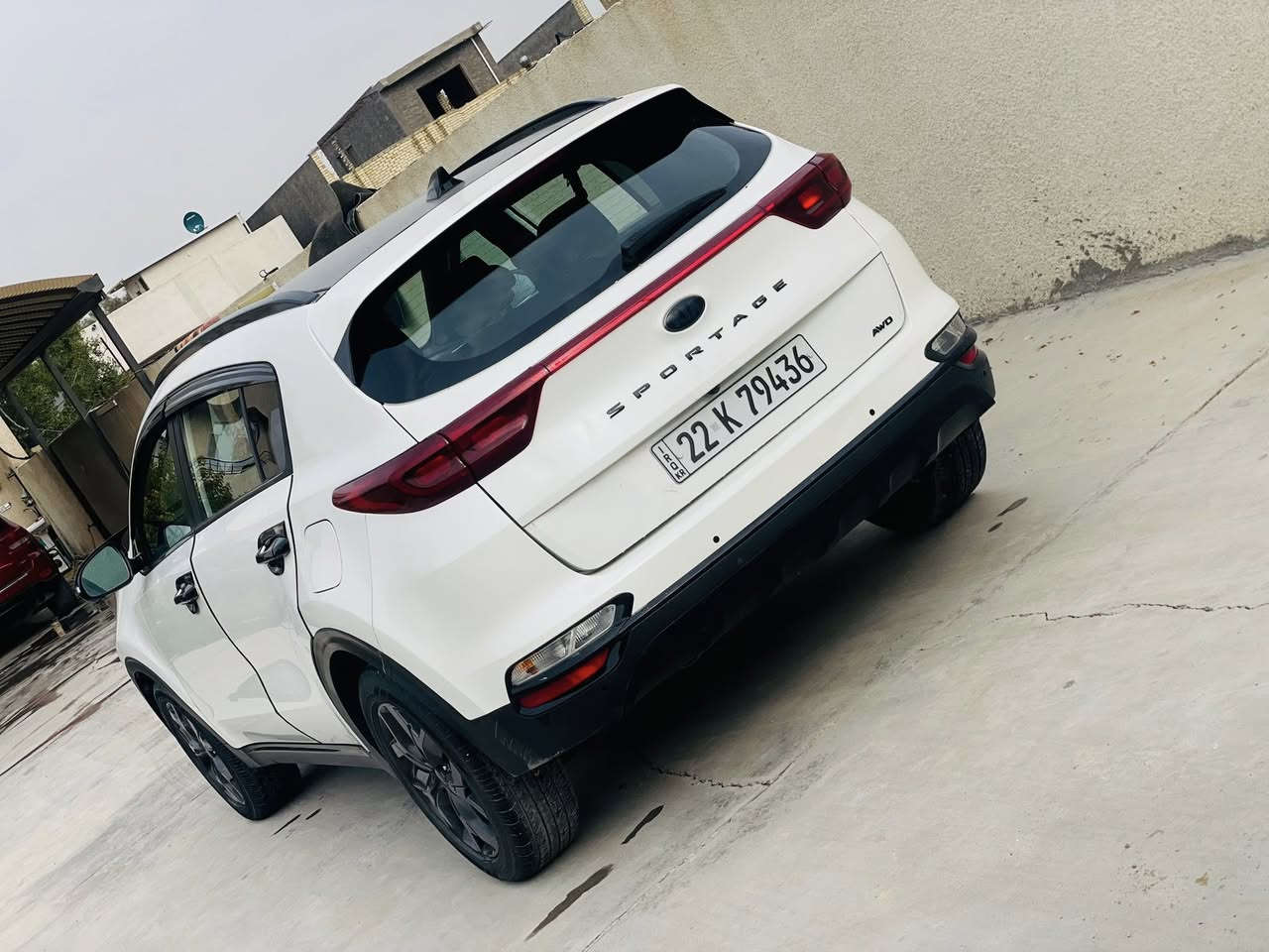 السلام عليكم 
كيا سبورتج 2021 للبيع فقط  
ماشيه 30 
بانوراما 
جاهزه وجديده بدون نقص 
بيها صبغ 3 قطع 
جاملغ خلفي وبابين بدون دواخل سونار موجود 
مكان السياره بغداد التاجيات 
السعر 165 
***********
