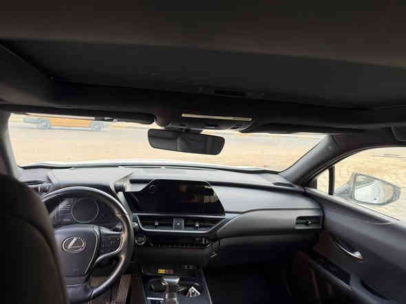 السلام عليكم لكزز ux250 هايبر محرك 2000 مديل 2023 بغداد باسمي لبيع صبغ خمس قطع بدون دواخل شاصي لغد مكفول مكان السياره بغداد مقابل زيونه السعر 150 ورقه رقمي ***********
