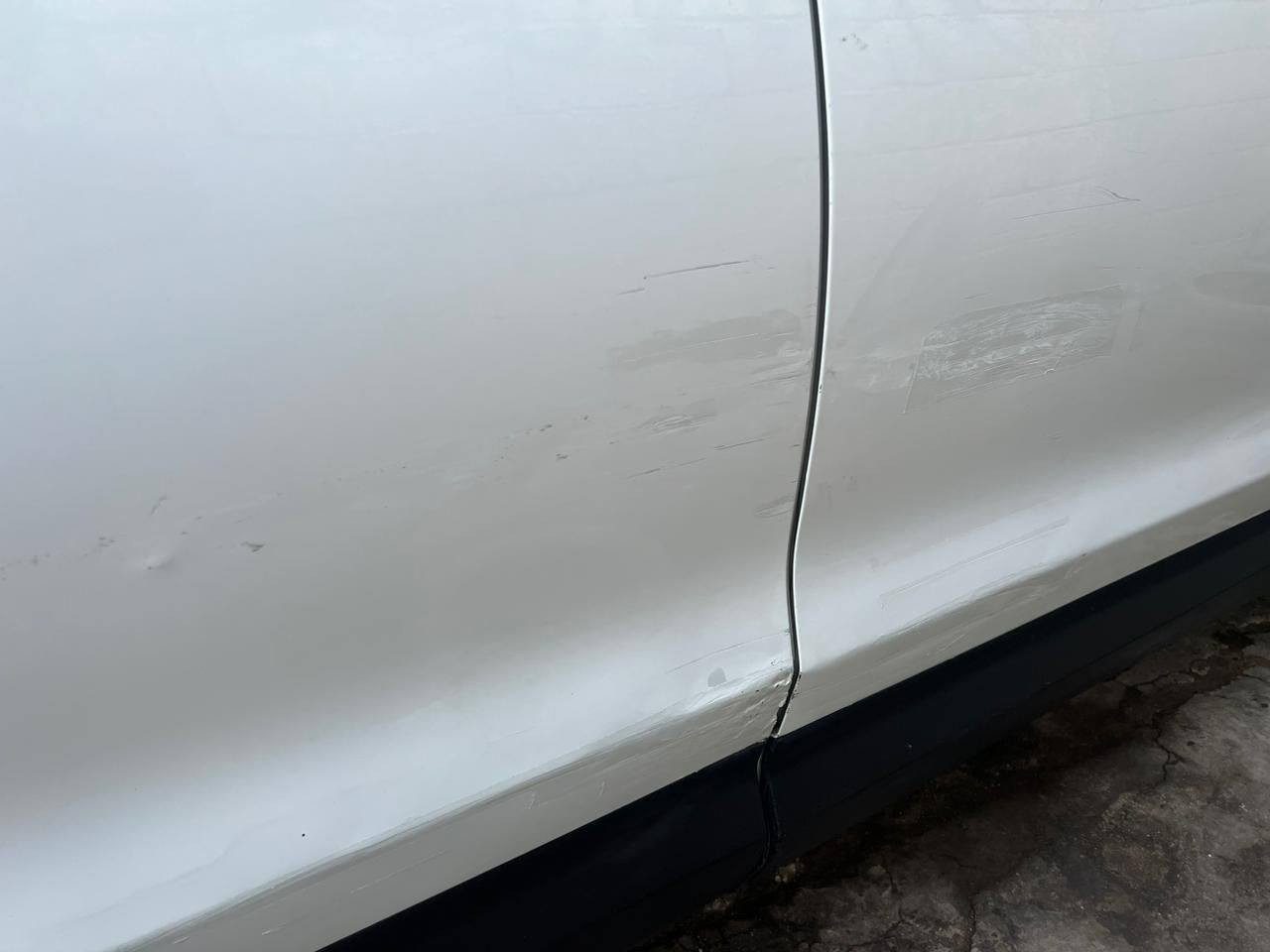 سياره سنتافي مديل 2014 ماشيه 100 الف  وارد خليجي  اربعه سلندر  سبعه راكب  سياره نضيفه كا دواخل  شاشه  كامره خلفيه تبريد زين. حداديه هستوه مبدليها  تايرات تخم جديد  سياره مثل ما واضح بصور طخات بسيطه 145 وبيها مجال
***********
