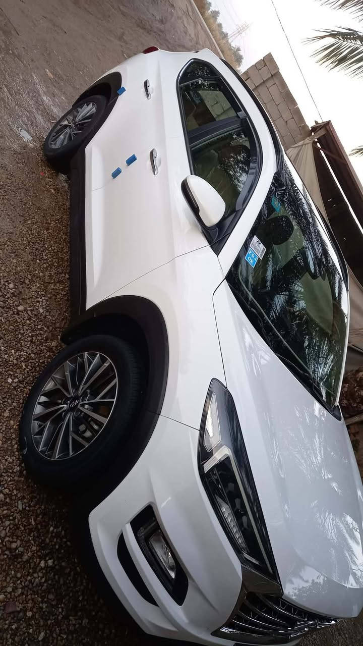 سياره توكسان خليجي للبيع
ضمان شركة ( الكاصد )
موديل ٢٠٢٠
فوووول مواصفات ١/١ بنورما
 خمس عدسات 
⬅️ومعروفه الكاصد كلشي بلادي ماكو اي عمل بيه كلشي بيه بلادي ماشيه 114
⬅️رقم بغداد الدولي الجديد
 مشروع وطني مجددة الى سنة ٢٠٣٠
السيارة ب اسمي
ومحول الرقم الجديد 
يعني من كلشي كاملة الياخذه مجرد تحويل ثاني يوم
السيارة مكفوله كفالة عامة 
السياره فول كوري اصلي 
مواصفاته /
بصمة تشغيل
بصمة ابواب
٣ انضمة قيادة
٢ كرسي كهرباء
أريل نفكيشن
شاشه أبل كار بلي البلادية مال كاصد
شاحن واير ليس
٢ لدات امامية 
محرك ٢٠٠٠ دوش
فول تحكم ستيرن
حاجب نهاري
كشافات زينون
حساس امامي
حساس خلفي
كاميرا خلفية دوارة
مري شفط ويا القفل
سايد بريك بلرجل 
نضام ترحيب
ويل ١٨
مخرج Aux
مخرج usb
لد امامي 
لد خلفي
مثبت سرعة
اشاير بلمري
يدات نيكل 
قطعتين تبريد 
 مكان السيارة كربلاء  الحر
 سعر215 ورقه وبيها مجال
***********
***********
