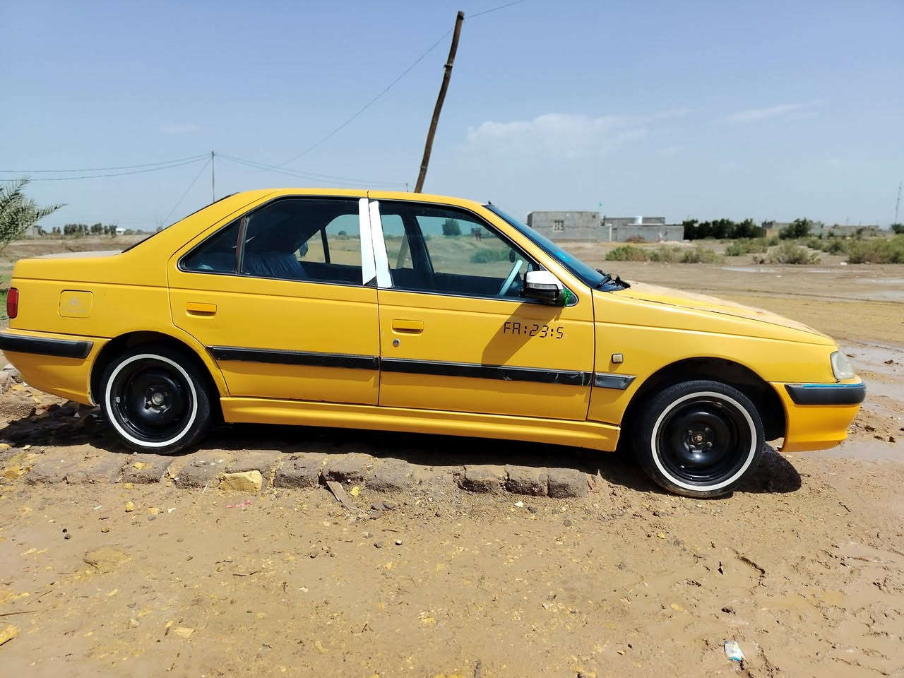 السلام عليكم  للبيع بيجو بارص 2015 مكينه كير حداديه  تبريد خير من الله رقم ذي قار نكليزي سنويه لل2027 مصفره خط وبحث مداور مباشر المكان ناصريه الاصلاح السعر 37  للتواصل الاتصال***********
