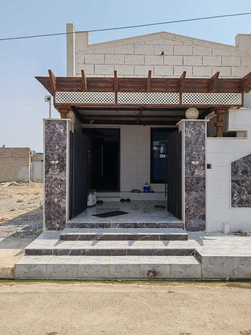 انسب الاسعار المتر المربع 60 الف مع صبغ الاساس وصبغ اللون *********** وتساب
