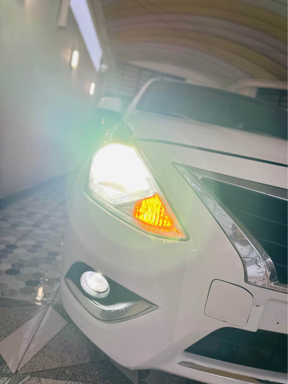 نيسان سني هندي 
ابو البليتة الزركة 
2016 رقم بصرة وبسمي حرف الف مشروع وطني سنويه لل 30 مجدده 
((السيارة بصمة وتشغيل عند بعد ))
تبريد تدفئة تخم تاير حدادية باتري جديد محرك كير كله كفاله 
السيارة كفالة عامة بيها مدكر امامي مبدل فقط 
شاشة 10 انج وسماعات وكامرة خلفية دوارة 
لايت زنون اصلي عالي وناصي وسكن وبروجكتر كله زنون
سبايدر ويدات نيكل وجنح خلفي 
جاهزة للاخير بدون نقص
السعر ( 92 وبيها مجال ) 
البصرة ابو الخصيب 
*********** Singapore
