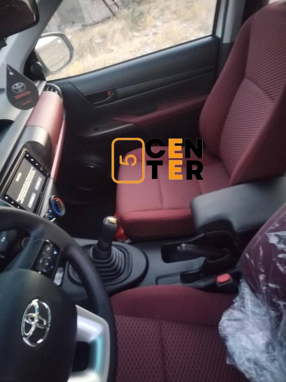 تحطيم الاسعار 🎉🎉 ضمان سنة استبدال مع ليبل الضمان 
متوفر 🟠 جملة. مفرد 🟠
مساند ذراع تويوتا هايلوكس السعر الجديد مع التوصيل 
35 الف مع التوصيل 
لون اسود والخيط احمر او اسود بالكامل حسب الرغبة مسند بلادي بدون تحوير او تأثير على السايد بريك جودة عالية دبل حافظة وشاحن هاتف وسلايت جلد يتحمل حرارة الشمس للطلب التواصل عبر الواتساب .
***********
✅ افحص امام المندوب الاتقتنع يلة تدفع حسابة ✅
كروب هايلوكس العراق (TOYOTA HILUX)
