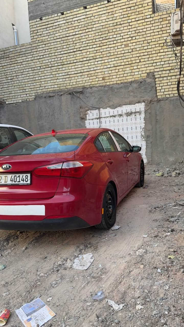 السلام عليكم 

من رخصت الادمنية 

اللهم صلي على محمد والي محمد 
فورتي 2016 للبيع لون احمر مميز 
السياره خير من الله رقم اربيل رقم الدولي الجديد 

باسمي السياره تريد تحويل تريد وكاله 

محرك 2.0 دوش كير A/T 6 نمر 
السياره حادثها فقط باب السايق وراجع نفسه السايره ليبل واحد بدون قطره صبغ وبيها رصعات بل بدي يعني تعتبر بس بارد السياره خير من الله 

ماشيه 90 الف مايل  سياره جديدة بمعنى الكلمه 

واحلى من صور بعد 

السعر 122 وبيها مجال 

مكاني بغداد الدوره 
***********  هاذ رقمي اتصل وبيك خير وتدلل وبي واتساب بغداد, العراق
