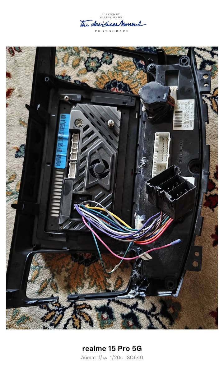 شاشة واطار وتحكمات سوناتا مقدس موديل 9_10 شرط الفحص والشغل السعر 60 الف واذا بس الشاشة والاطار ب50 مكاني الدور


**إذا كنت صاحب هذا الإعلان وتريد حذفه لأي سبب، رجاءا أرسل رسالة إلى الدعم الفني**