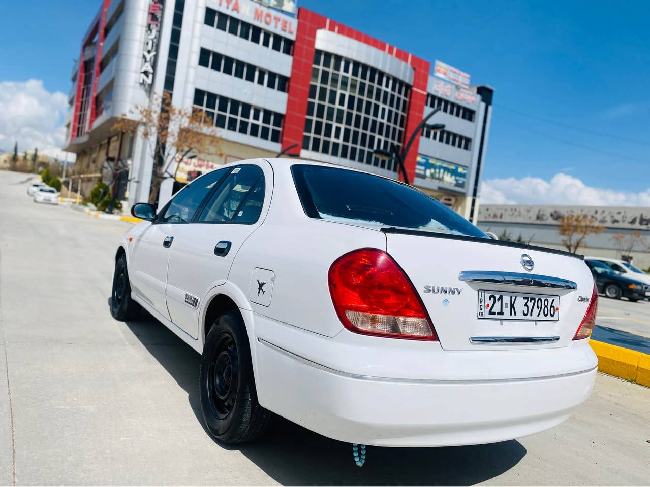 بۆ فرۆشتن ماڵی خۆمانە بازاری نیە هیچ مەسرفیکی نیە سەنەوی تا 2031تازەیە بە ناوی خۆمانەوەیە کارتی بەنزیمان بۆی کردوە لە هاتەنەوەیایە هیچی پێوە نیە بە شەرتی گێڕو مەکینە 160هەزار هەقیقی ڕۆشتوە مۆدێل 2009یە پیشی کراوە بە 2011یە بۆ جوانی نرخی 105ماعمەلەیە برایانە شمشمل, السليمانية


**إذا كنت صاحب هذا الإعلان وتريد حذفه لأي سبب، رجاءا أرسل رسالة إلى الدعم الفني**