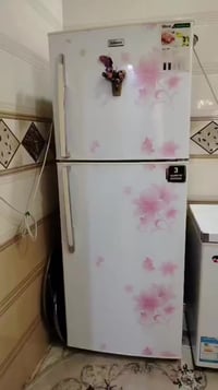 كربلاء حي الميلاد • ٣٠٠ل • نضيفه